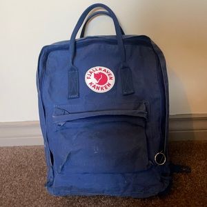 ONE DAY SALE Fjallraven Kanken Backpack